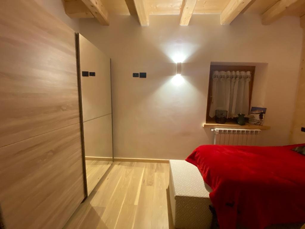 The Wooden House Apartamento Valle di Cadore Exterior foto