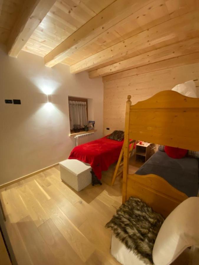 The Wooden House Apartamento Valle di Cadore Exterior foto